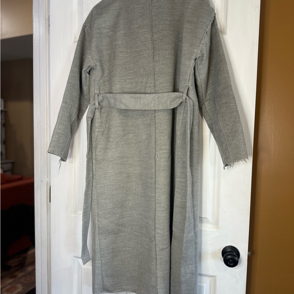 Kittenish Elegant Gray Coat